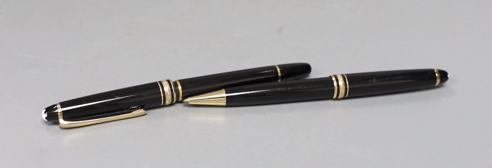 A Montblanc fountain pen and a matching ballpoint pen